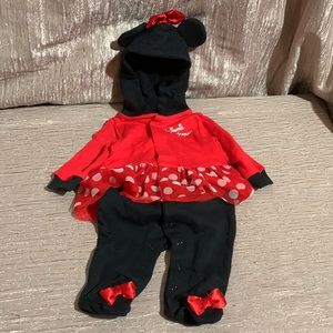 Disney Baby Onsie One Piece Red Black Minnie Mouse NB NewBorn